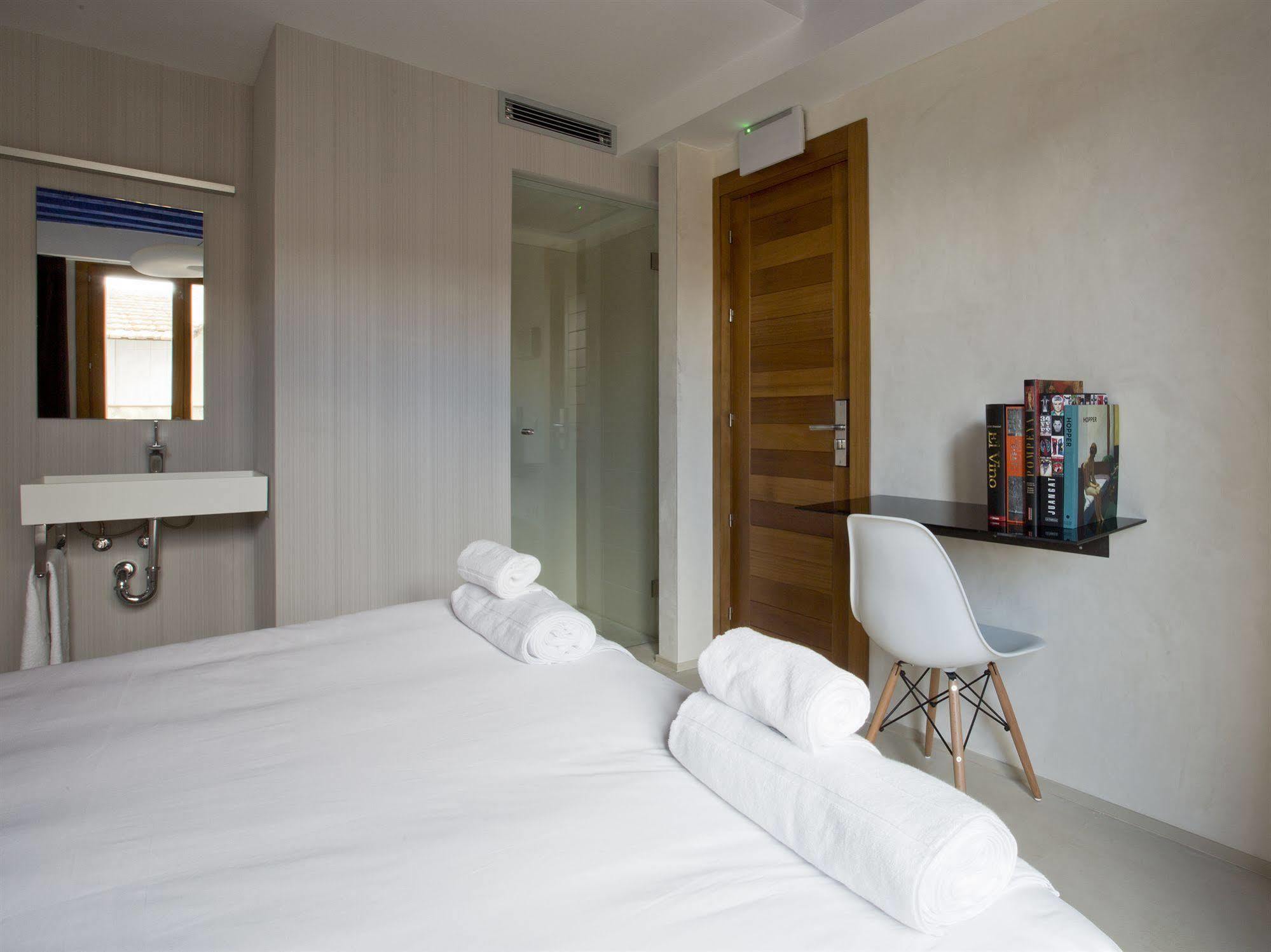 Antidoto Rooms San Agustin - Recomendado Para Adultos Toledo Exteriör bild